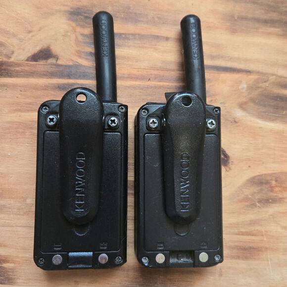 Kenwood ProTalk LT Pocket Two Way Business Radio 4 Channel Lot Of 2 No Charger - Picture 2 of 8